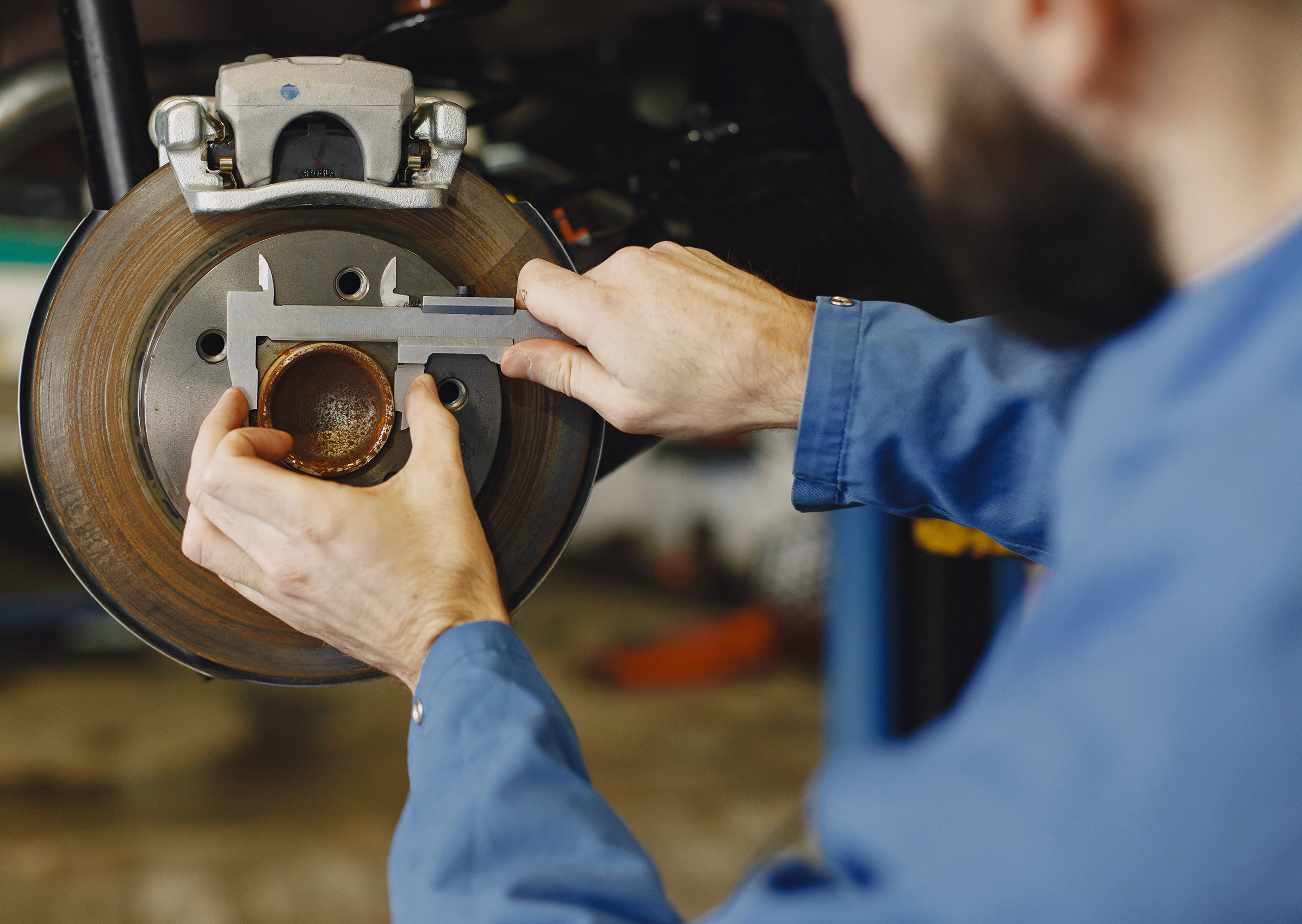 The 10,001-Pound Rule: Which Trucks Need an Annual DOT Inspection